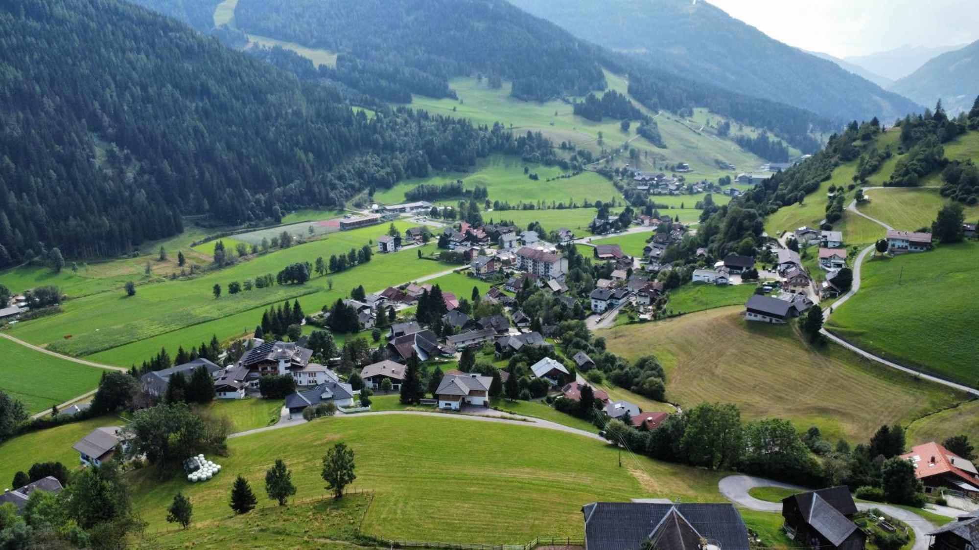 Villa Haus Ilse On Bernsteinweg Bad Kleinkirchheim Esterno foto